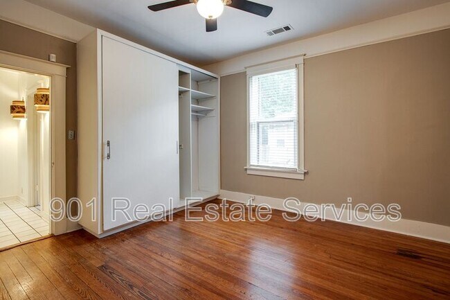 Building Photo - 1552 Forest Ave