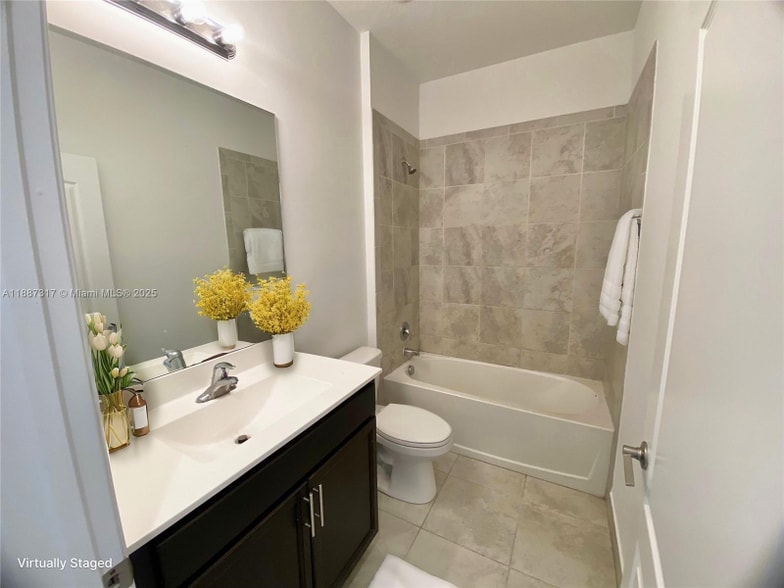 Building Photo - 7879 NW Greenbank Cir