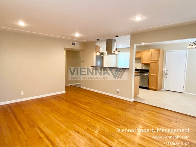 Building Photo - 5280 5th St