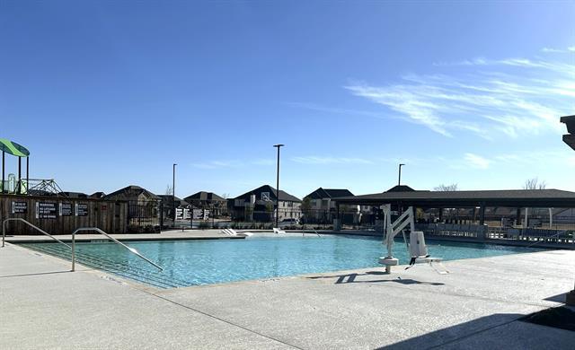 Building Photo - 4913 Pebblewood Dr