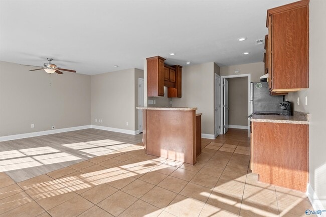 Building Photo - 161 Fields Pond Dr