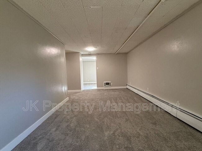 Building Photo - 812 2nd St SW