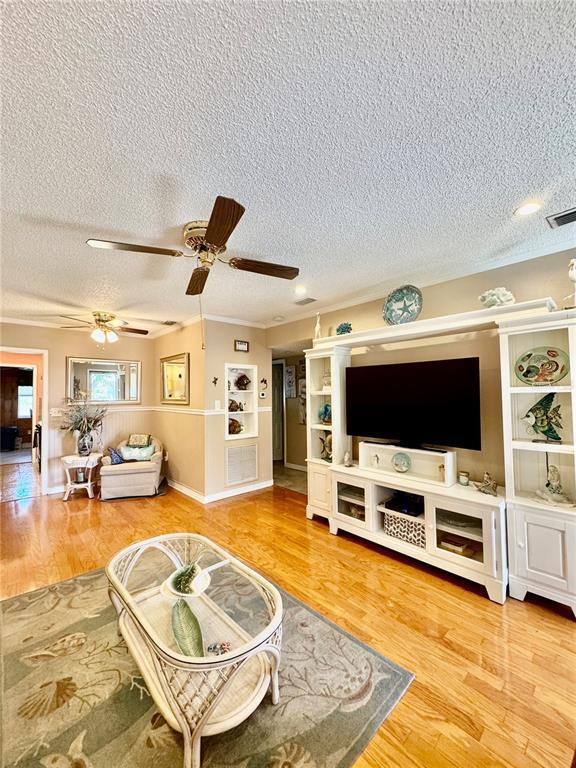 Building Photo - 10036 63rd Ave N