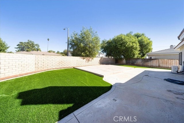 Building Photo - 2564 Wallace Ct