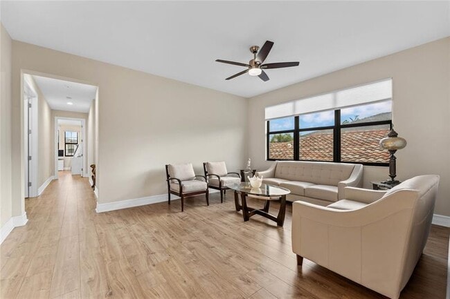 Building Photo - 9571 Eden Roc Ct