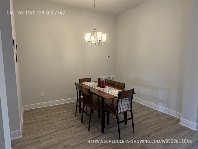 Building Photo - 14027 Oak Arbor Dr