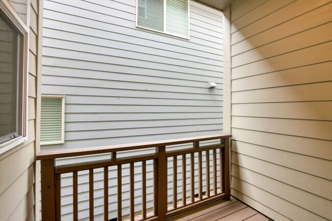 Building Photo - 9359 SW Treble Ln