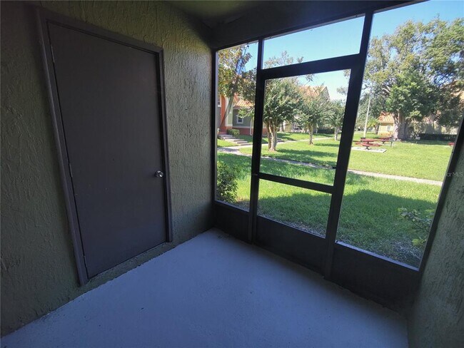 Building Photo - 445 Fountainhead Cir