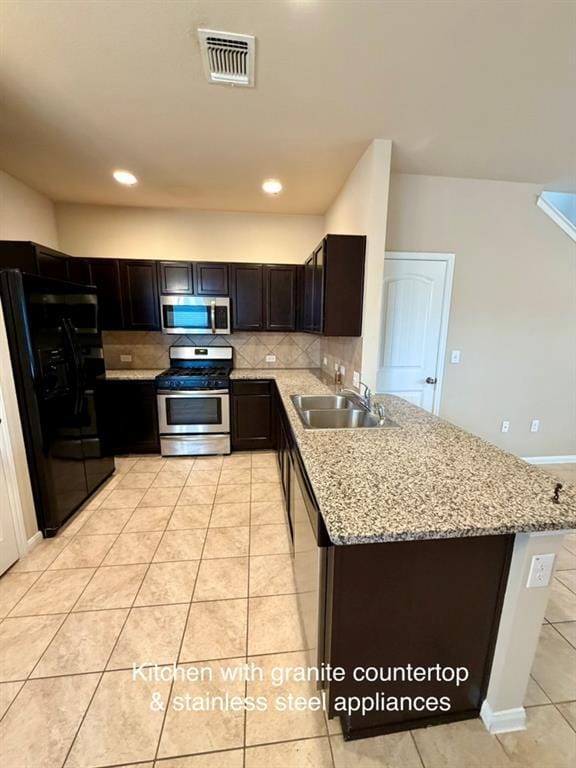 Building Photo - 2204 Langdale Ln