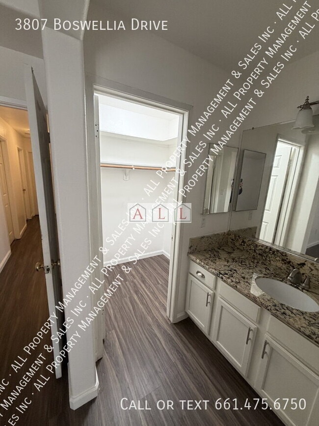 Building Photo - 3807 Boswellia Dr