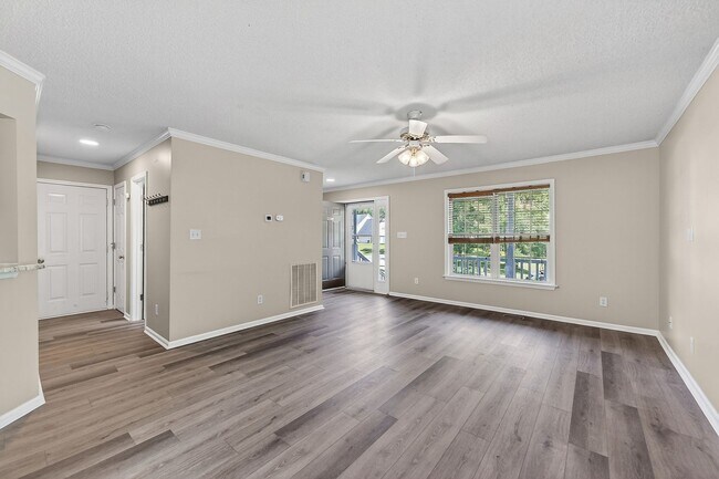 Building Photo - 171 Dockside Dr