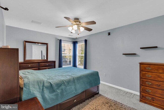 Building Photo - 6802 Dewars Way
