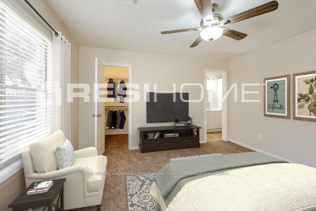 Building Photo - 13710 Sableglen Dr