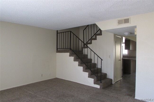 Building Photo - 1085 Chaparral Dr