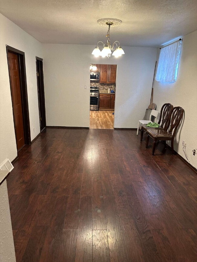 Building Photo - Classic Denver Home: 3 Beds, Updated Kitch...