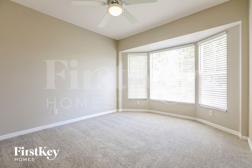 Building Photo - 25284 Zodiac Ln