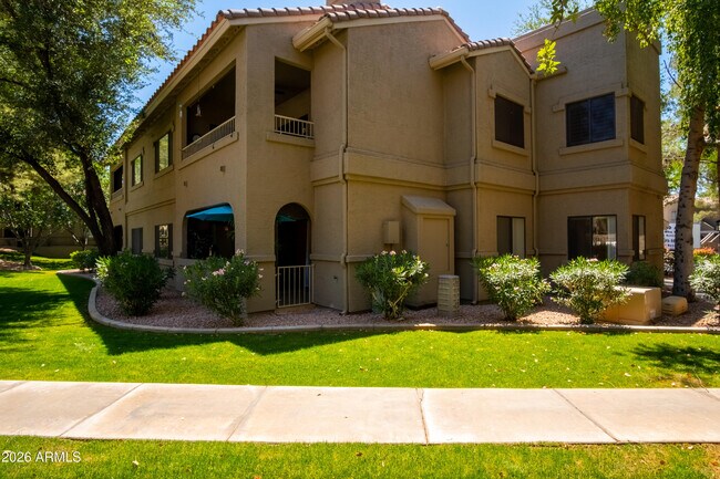 Building Photo - 15050 N Thompson Peak Pkwy