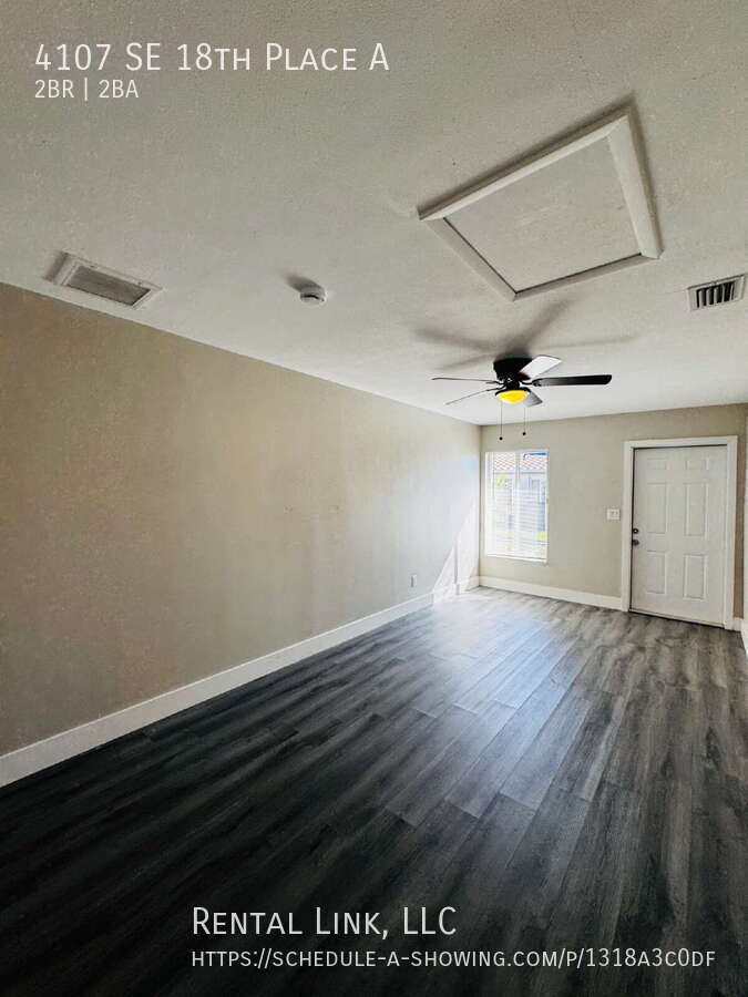Building Photo - 4107 SE 18th Pl