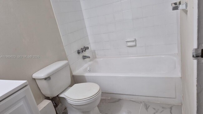 Building Photo - 16950 W Dixie Hwy