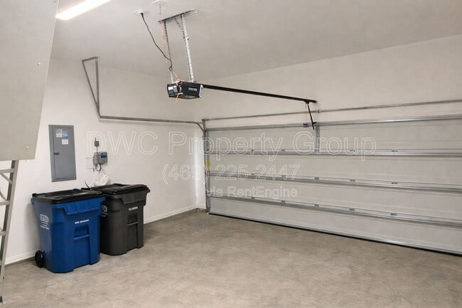 Building Photo - 1517 Kinglet Pl