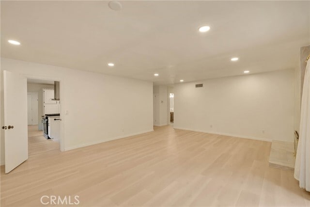 Building Photo - 6551 Abbottswood Dr