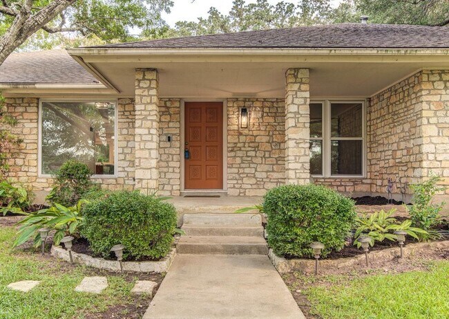 Building Photo - 2300 Cypress Point E