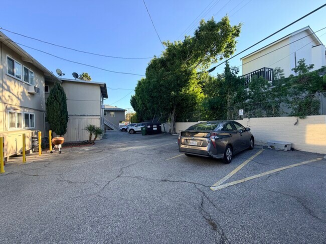 Parking (1) - 243 1/2 S Church Ln