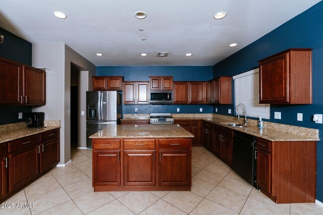 Building Photo - 19367 W Madison St