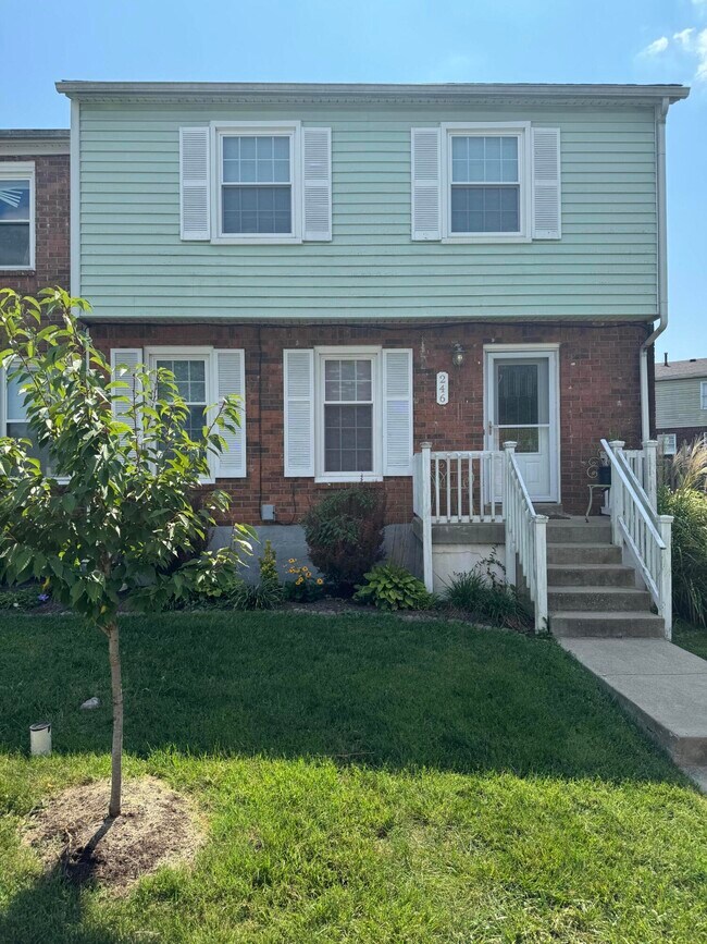 Primary Photo - 246 Osage Ct