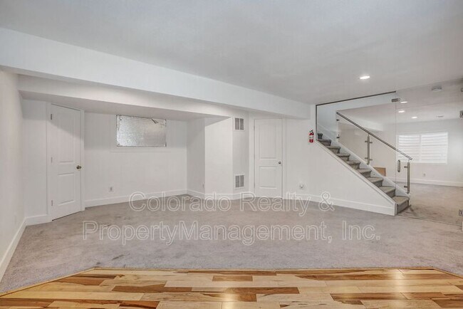 Building Photo - 2581 S Hazel Ct