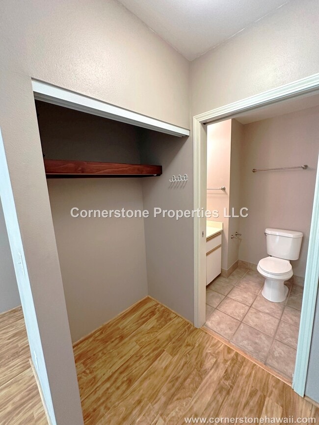 Building Photo - 95-877-877 Wikao St