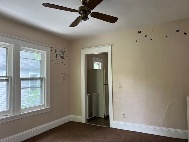 Building Photo - 64-66 Lincoln Ave