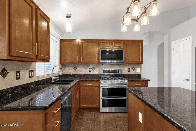 Building Photo - 17424 N 2nd Ave