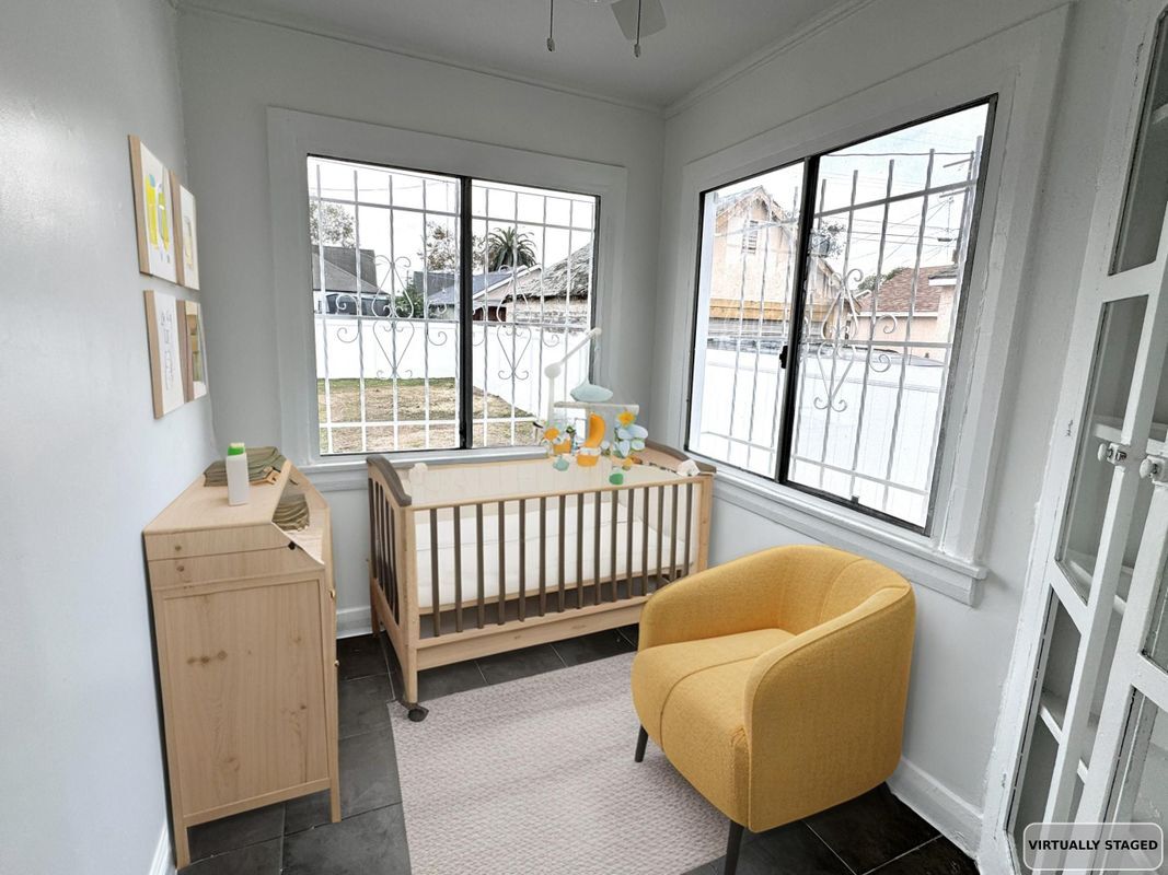 Building Photo - 540 W 107th St