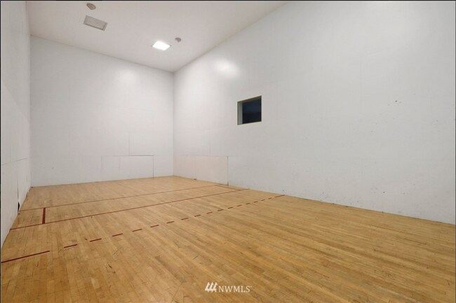 Building Photo - 7453 Newcastle Golf Club Rd