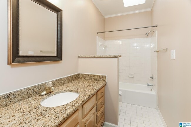 Building Photo - 816 Rockhurst Ln