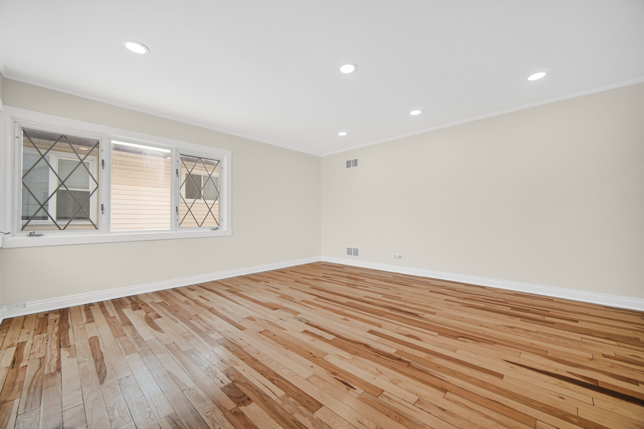 Building Photo - 3127 Woodworth Pl