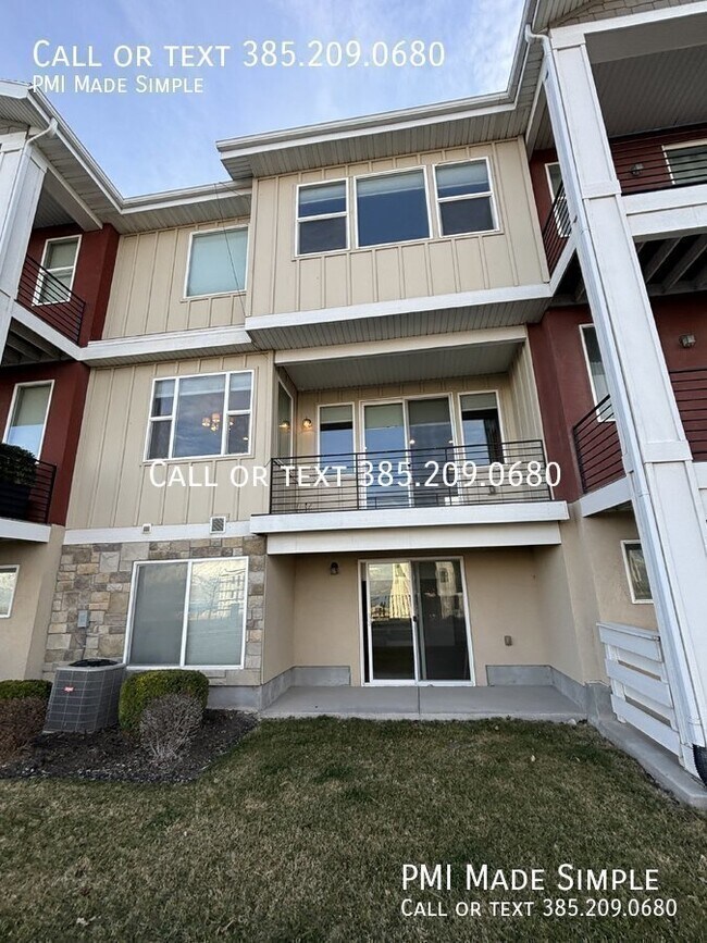 Building Photo - 2302 S Long Dr