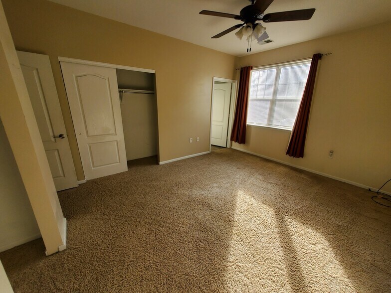Building Photo - 5321 Warminster Dr