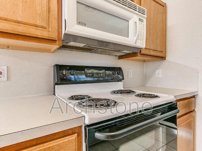 Building Photo - 5508 Del Creek Rd