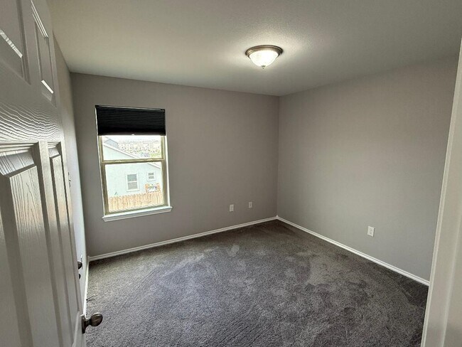Building Photo - 5814 Doctorado Dr