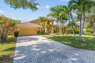 Building Photo - 6051 NW 60th Ave