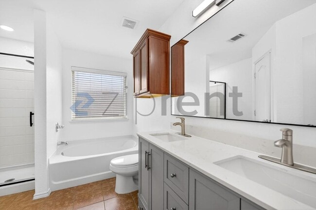 Building Photo - 916 Reveille Rd