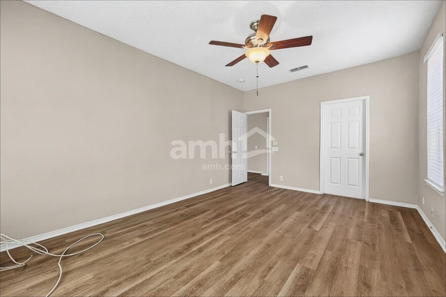 Building Photo - 7808 Orland Park Cir