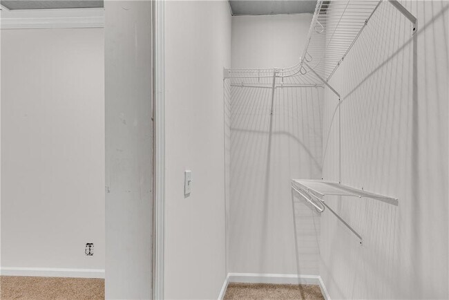 Building Photo - 226 Marmalade Trl