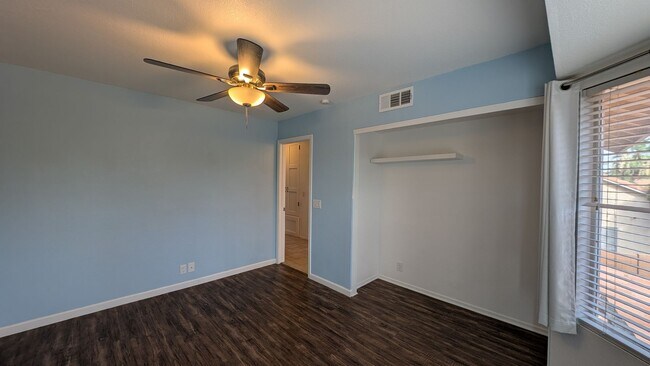 Building Photo - 4 Bedroom Home in the Waters Edge at Ocotillo Community Near W Queen Creek Rd and S Dobson Rd!