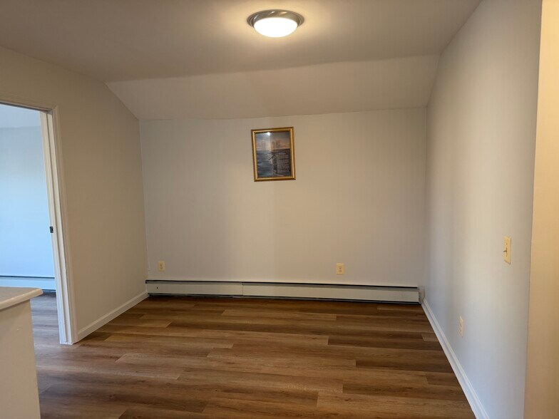 Building Photo - 463 Beach 68th St