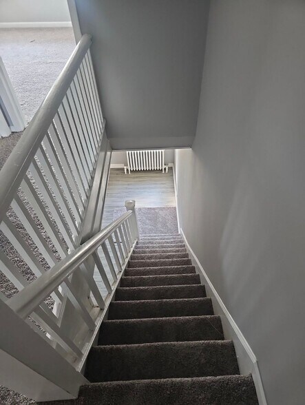 Building Photo - 6737 Guyer Ave