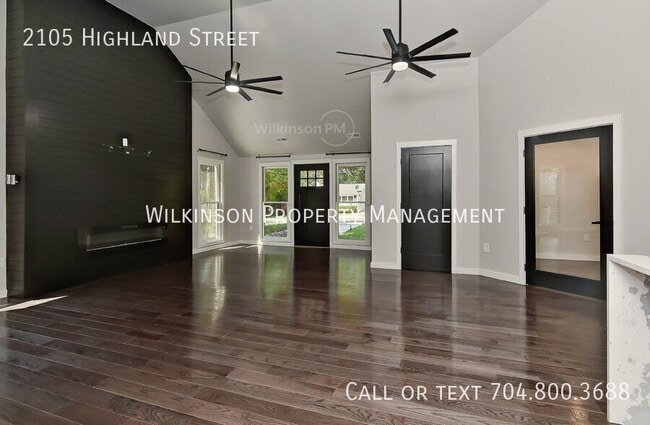 Building Photo - 2105 Highland St