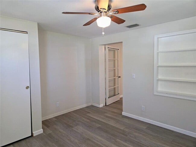 Building Photo - 5616 27th Ave S